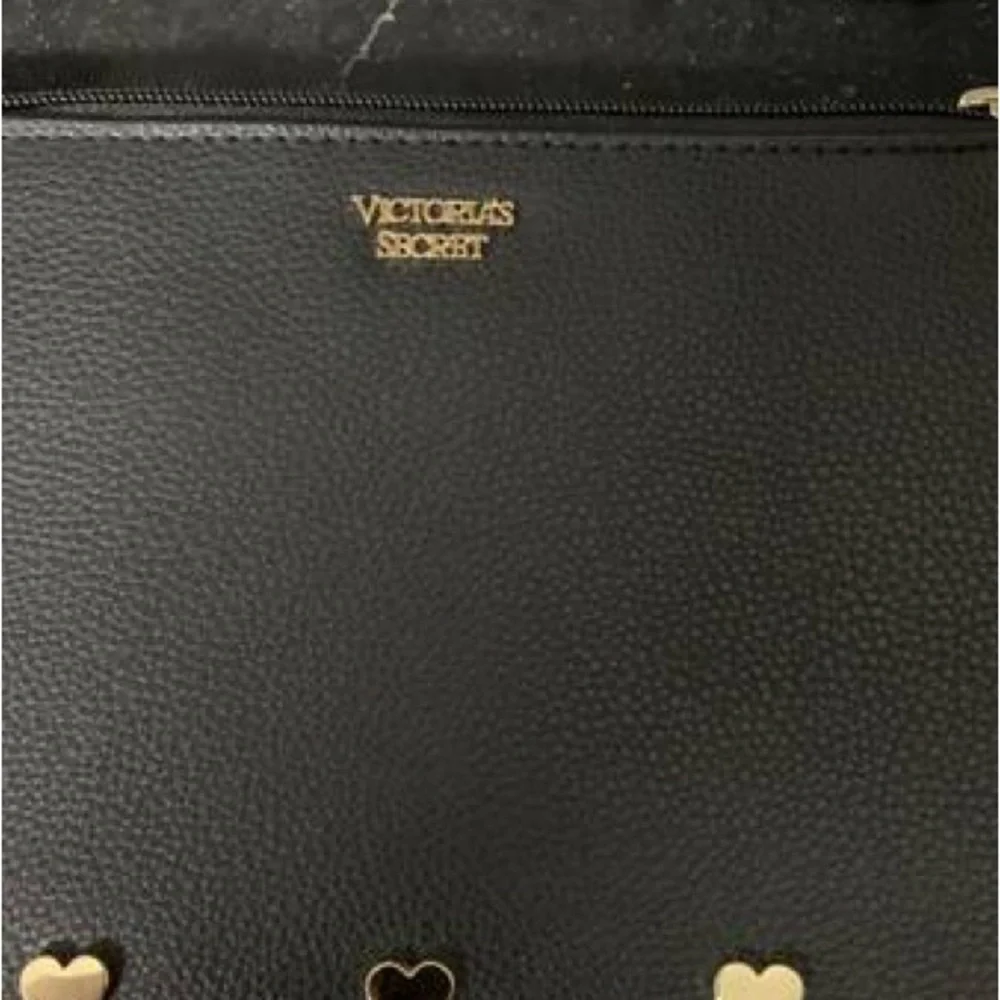 NEW! Victoria’s Secret Black and Gold Studded Clutch / Wristlet - Picture 3 of 4